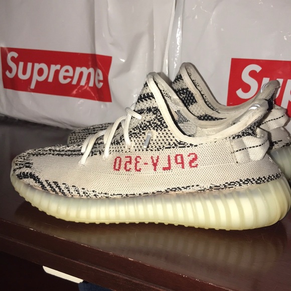 Supreme Louis Vuitton Jeans x ZEBRA Yeezy 350 v2 YEEZY